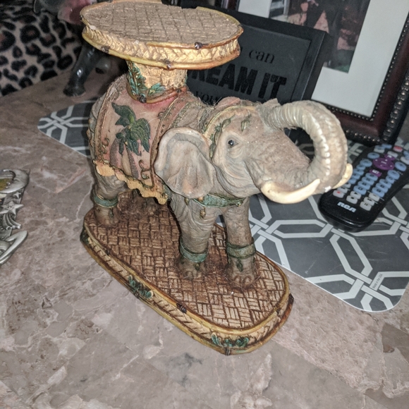 Elephants - Picture 5 of 15